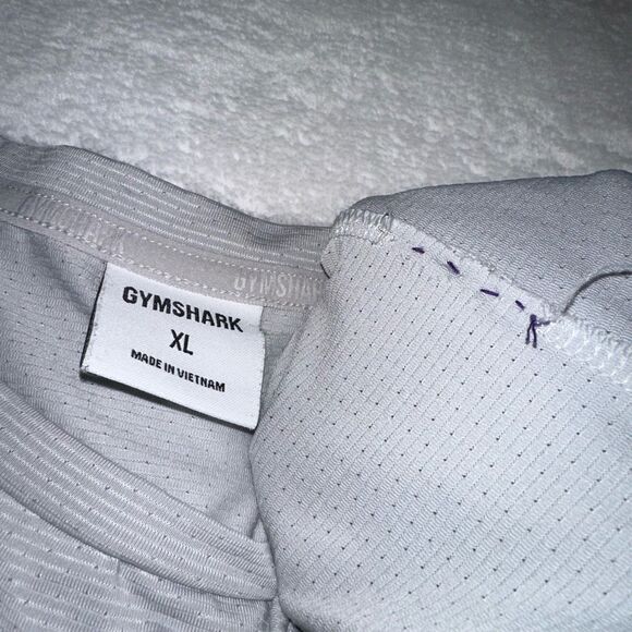 Gymshark Men’s Lightweight Light Gray Short Sleeve XL STAIN REPAIRED - Picture 7 of 12